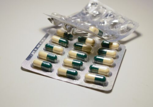 抗生素Antibiotics